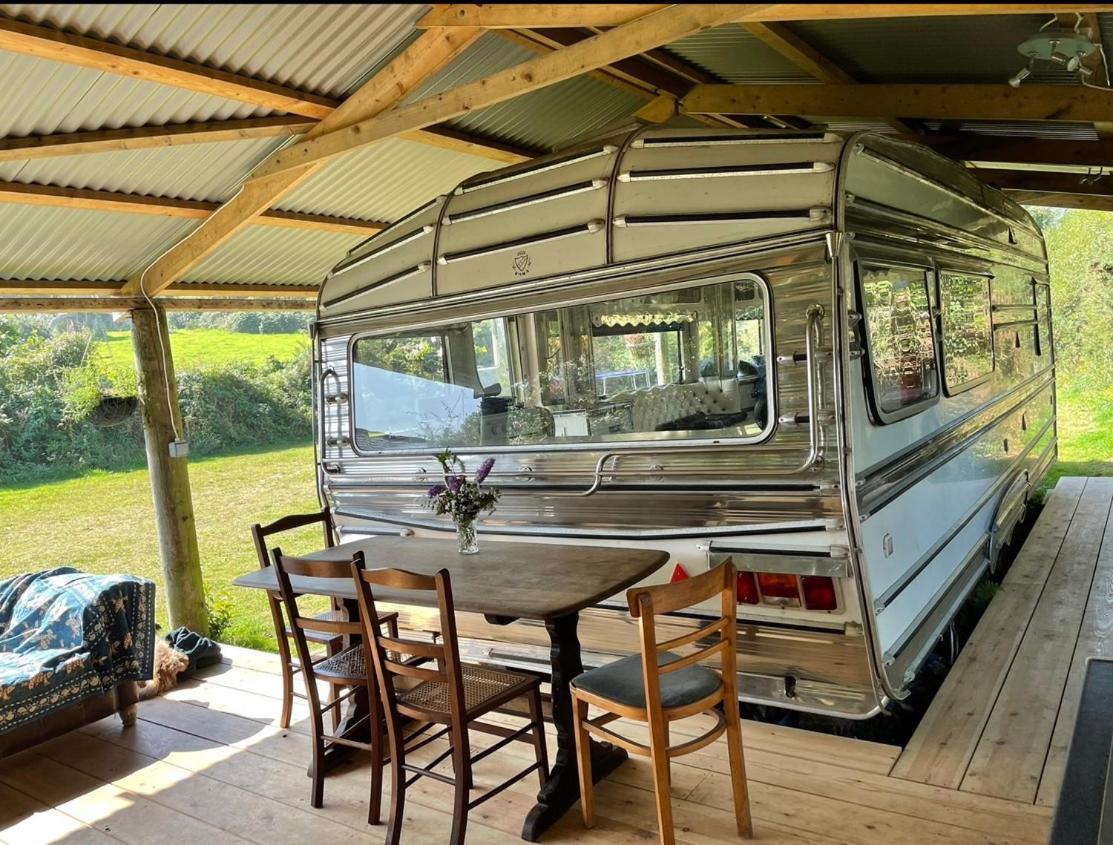 The Quarry Caravan Фалмут Экстерьер фото